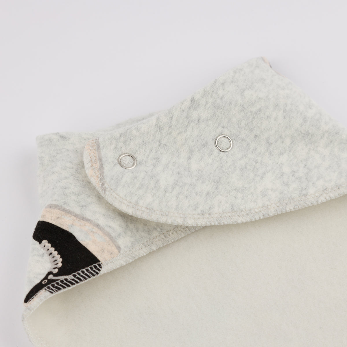 oh baby! Bandana Bib - Hockey Print - Heather Gray - Snapped