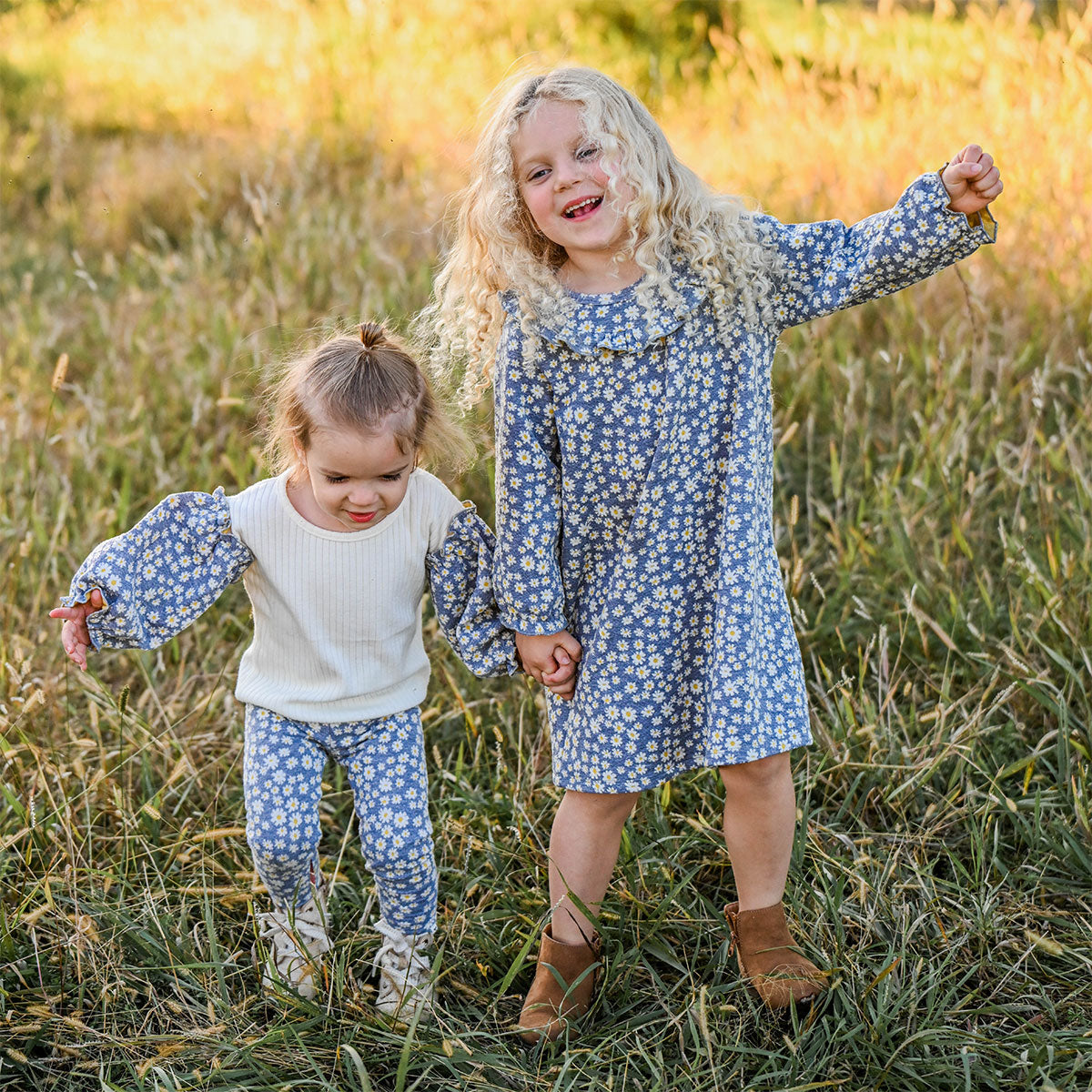 oh baby! Cora Dress Double Knit - Pucker Mini Daisies - Heather Gray - Girls